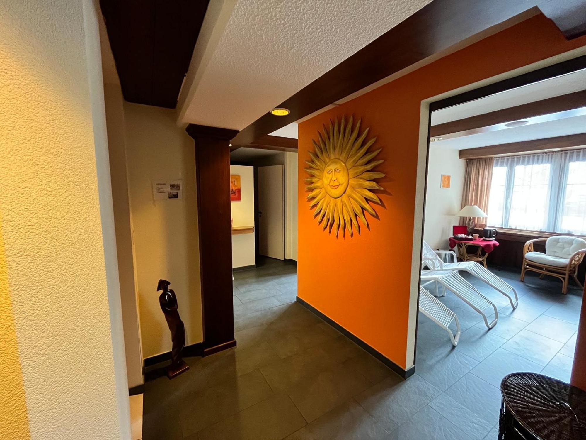 Hotel Alfa Superieur - Leukerbad-Therme Exterior photo